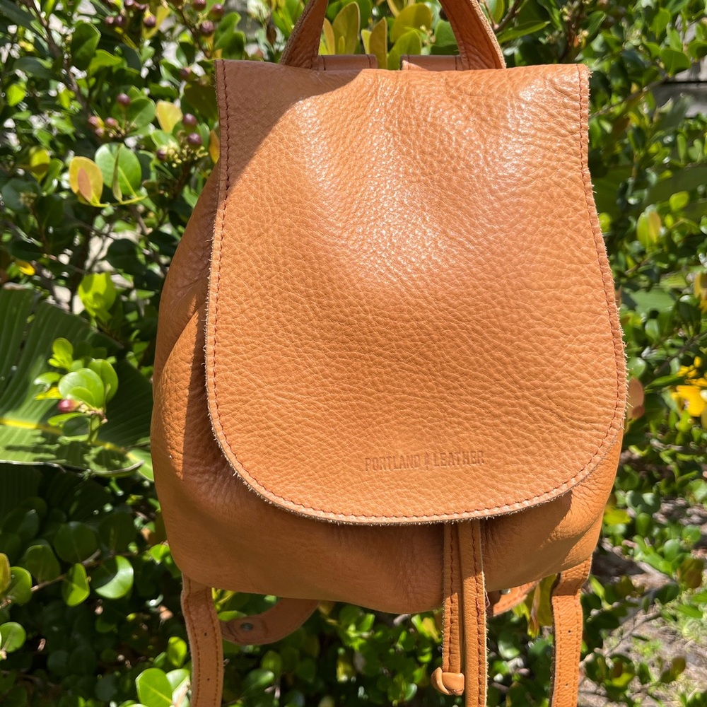 Portland Leather Bucket Backpack Brown